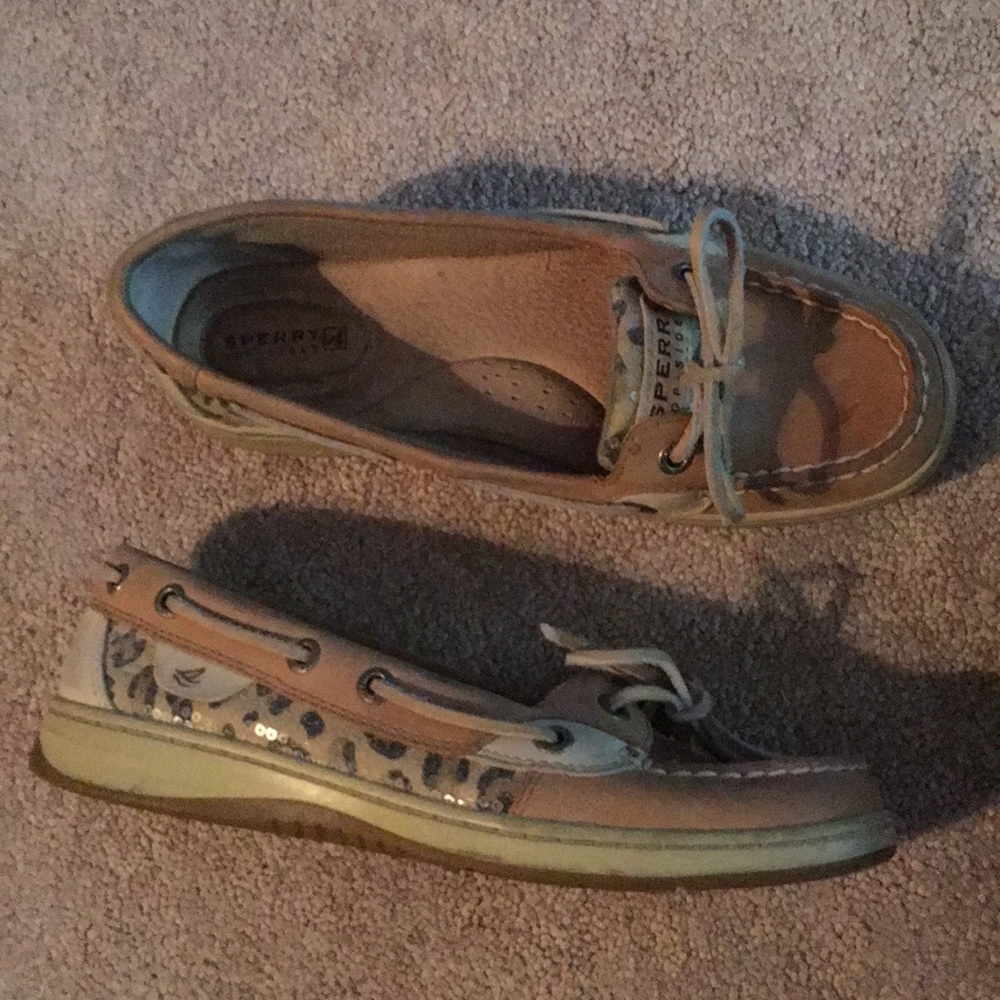 GREAT DEAL Sperry Top Sider slip one